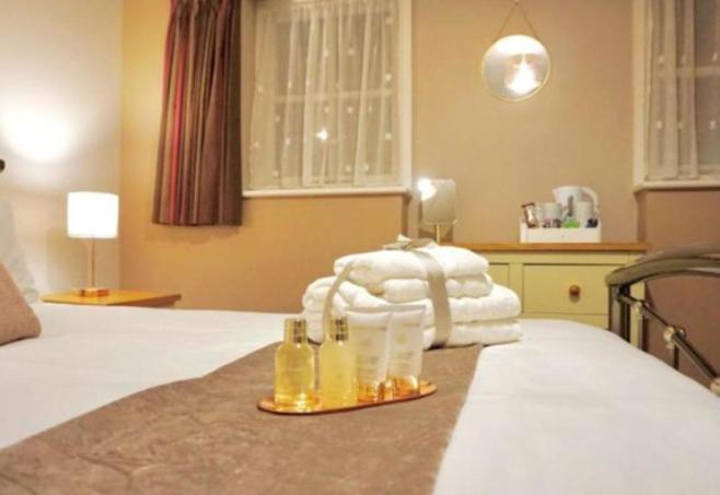 ביגלסווייד Stratton Cottage Guesthouse מראה חיצוני תמונה A room at the hotel