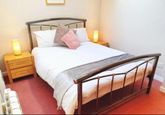 ביגלסווייד Stratton Cottage Guesthouse מראה חיצוני תמונה A bedroom at the hotel